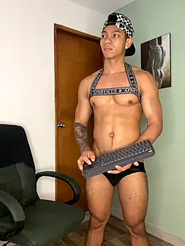 jackson_cruz's cam snapshot