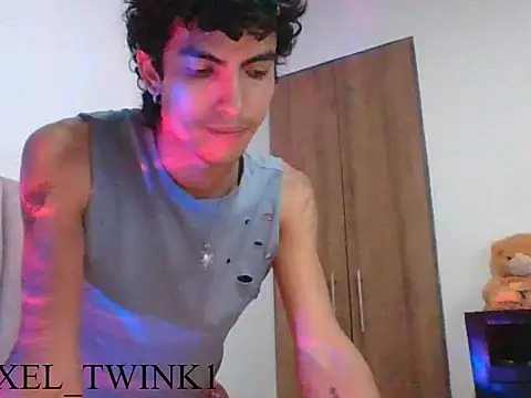 axel_love13's cam snapshot