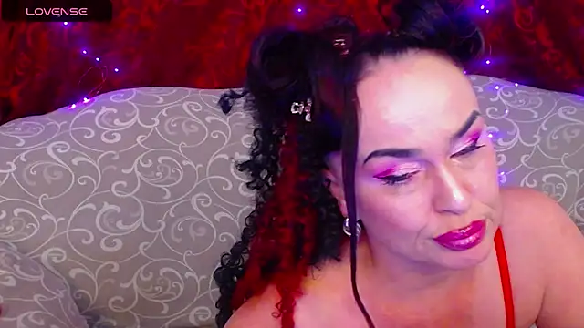 hotzlata's cam snapshot