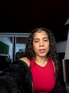 NINA_18_YEARS's cam snapshot