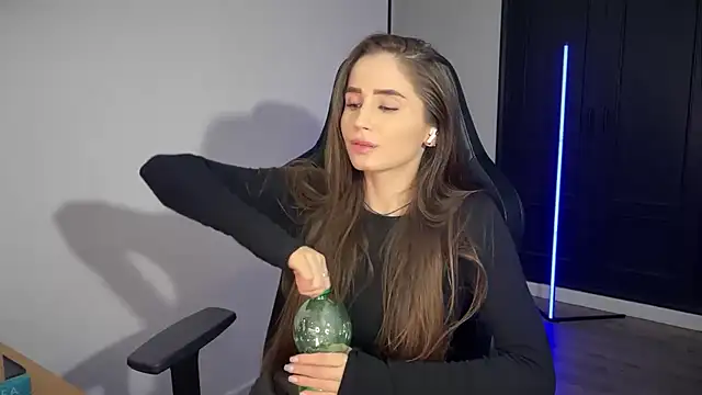 -KroshkaEnot-'s cam snapshot