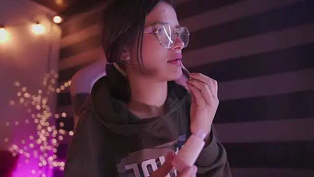 Lana_Dreams_'s cam snapshot