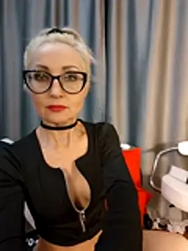 Milforja live sex cam