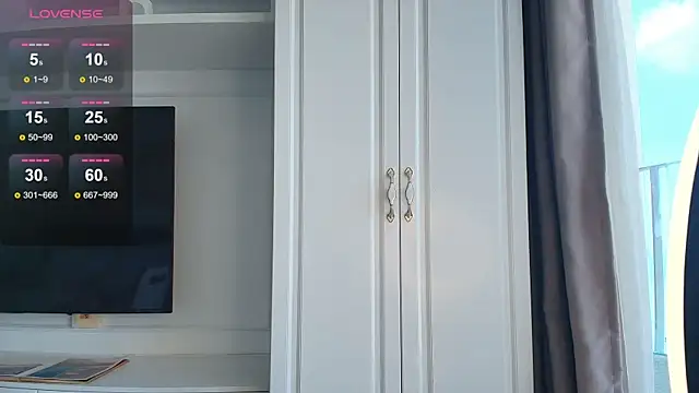 minamoons live sex cam