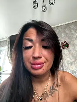 RuslanaXX live sex cam