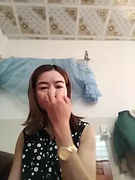 Sexy-ladyboobs20's cam snapshot