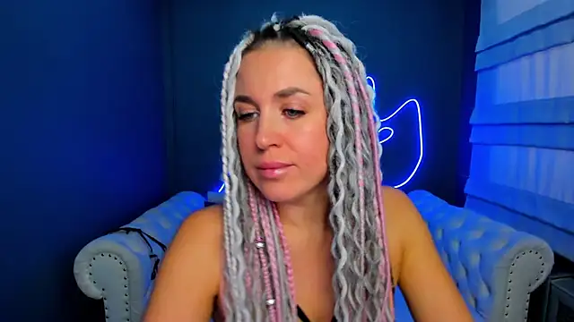 rock_n_roxy's cam snapshot