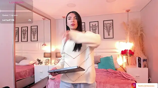 Viollet_xoxo's cam snapshot