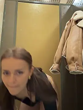 AngelinaTeller live sex cam