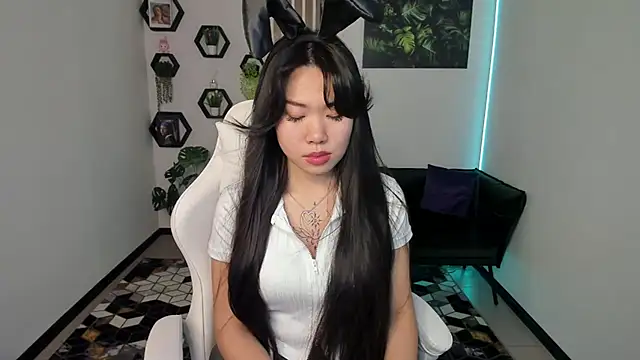 LunaPurrr's cam snapshot