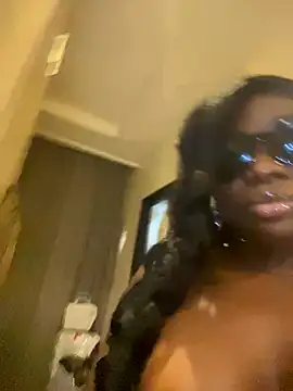 Sweetbootty live sex cam