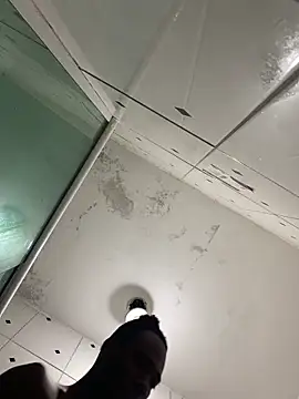 Negro_Wakanda_Boy live sex cam