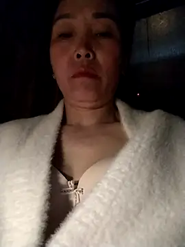 Feeling-hot's cam snapshot