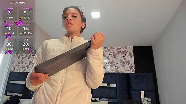 AmmyJones_'s cam snapshot