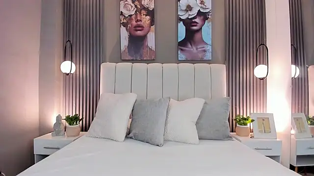 GiannaColling1's cam snapshot