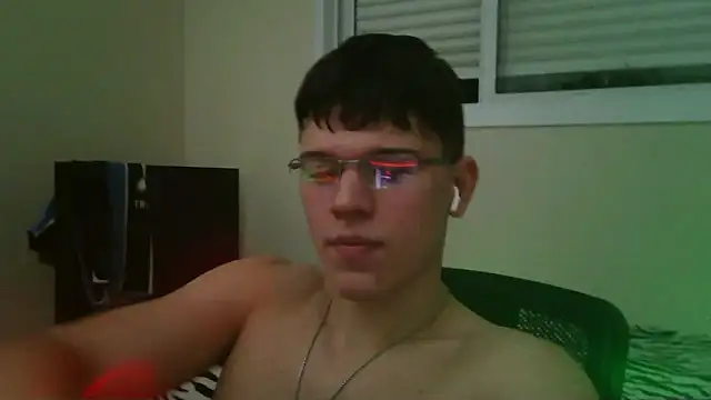 vitorsafado19 live sex cam