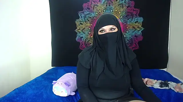 evelyn__salah's cam snapshot