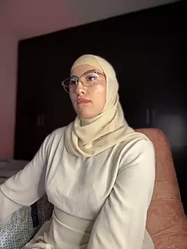 Badra_Abaid's cam snapshot