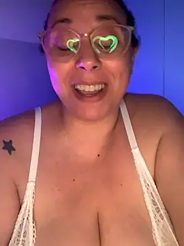 LupitaHaze's cam snapshot