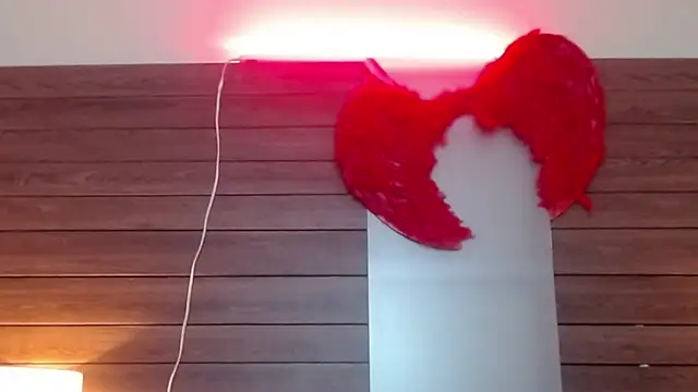 Lizzie_Collin's cam snapshot