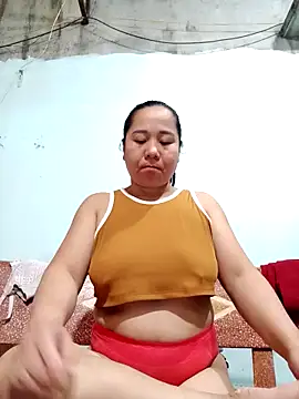 Queen-18200's cam snapshot