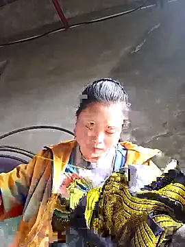 clara-cute's cam snapshot