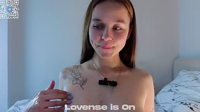 FalineDowlen's cam snapshot