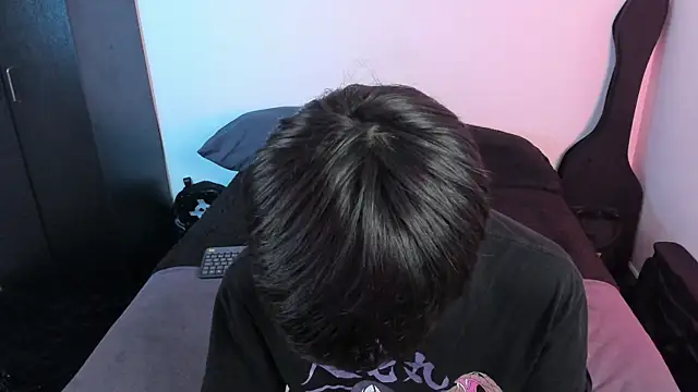 Adventure_twinks's cam snapshot