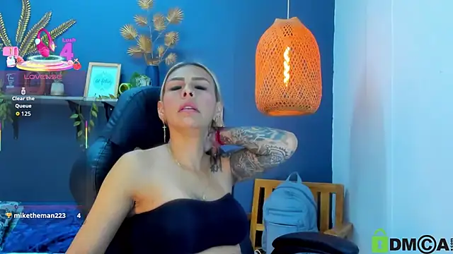 yessila_parker's cam snapshot