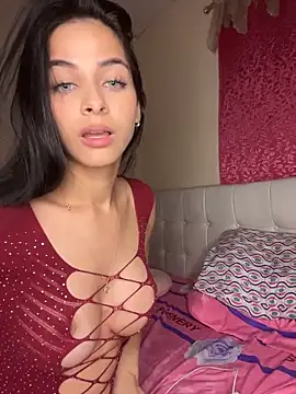 violetta-brown1's cam snapshot