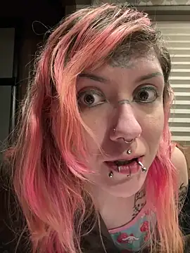 needlefaceUwU's cam snapshot