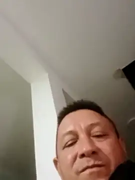 luchoarr's cam snapshot