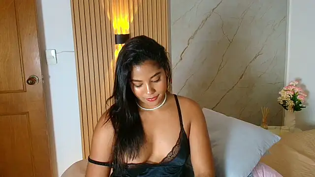 Madisson_Queens's cam snapshot