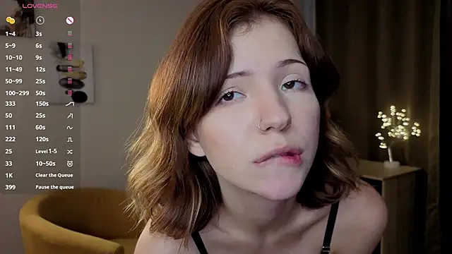 ElvaAxley live sex cam