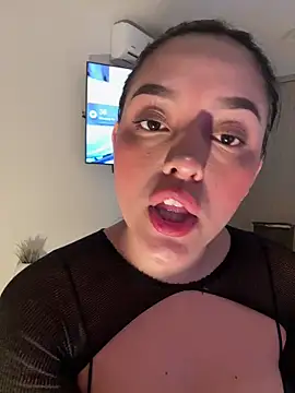 kenndall_21 live sex cam