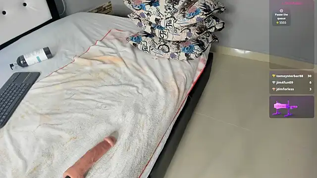 AlexxaSmall live sex cam