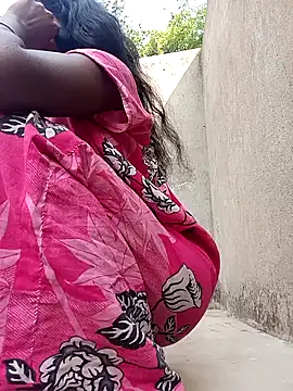 Renuka_GG's cam snapshot