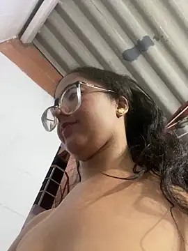 Jessyivonne live sex cam