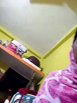 hootmom's cam snapshot