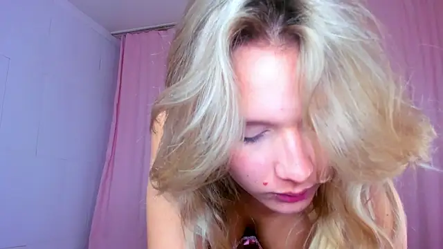 MeowthLilu live sex cam