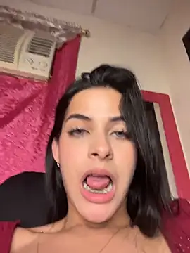 violetta-brown1's cam snapshot