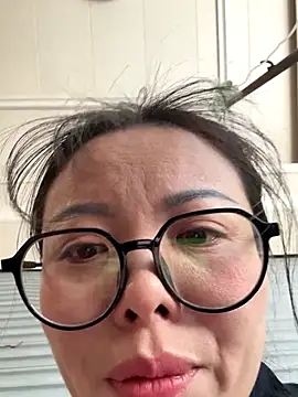 chick-888 live sex cam