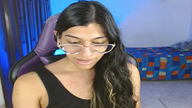 engielphoenis14 live sex cam