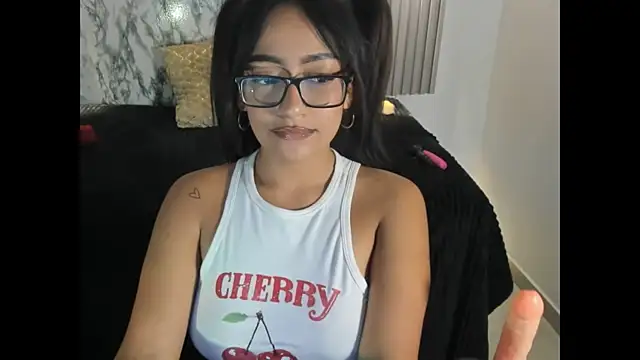 Valkyfoxxx's cam snapshot