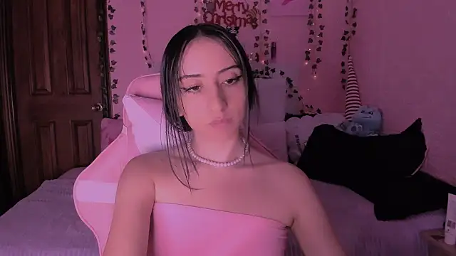 gabyye_capprins's cam snapshot