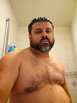 Roddog18 live sex cam