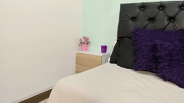 Marianee_Rousse's cam snapshot