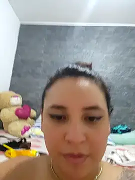 LizzRouse's cam snapshot