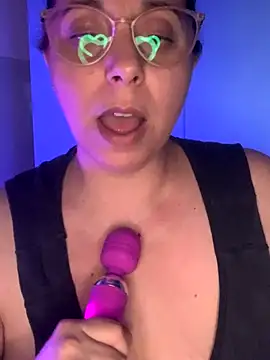 LupitaHaze's cam snapshot