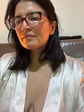 adriana71's cam snapshot